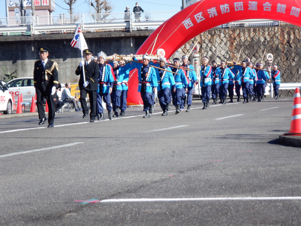 写真:分列行進6