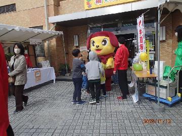 写真:くすのっちが楠フェスタに登場!