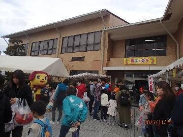 写真:屋外会場(北側)の様子