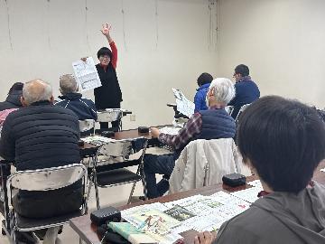 写真：クアオルト健康ウオーキングについてレクチャー