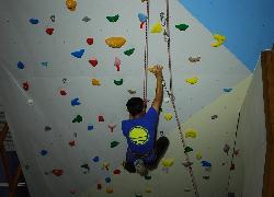 写真:ボルダリング施設デモンストレーション