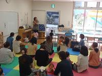 写真：子育て支援活動の様子