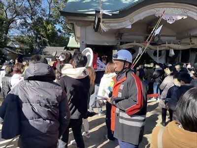 写真:啓発品配布の様子です。 【消防団の記録】稲西消防団、柳消防団、岩塚消防団、八社消防団 2024年2月27日