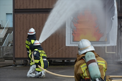 写真:放水 【消防団の記録】 2024年10月6日 震災対応連携訓練発表会