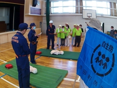 写真:救急訓練の様子です 2023年9月3日 日吉消防団