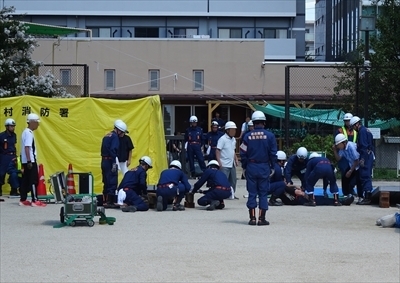 写真:ポンプ操作の様子です 2023年9月3日 中村区総合防災訓練(亀島学区)