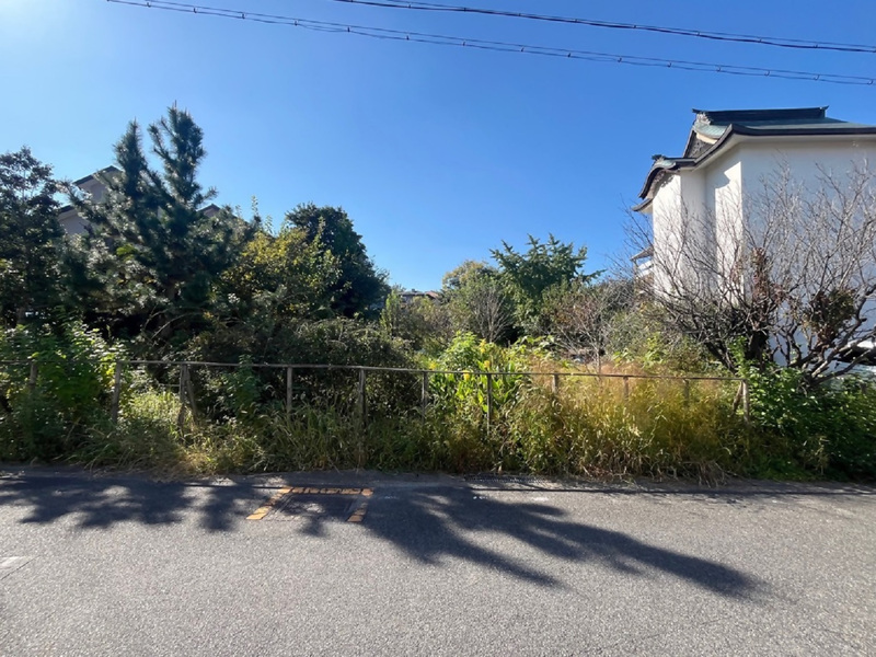 市7「天白区天白町大字平針字荒池下7番60、7番61、7番152、7番174、7番360」の物件を東側から撮影した写真です。