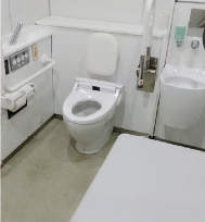 写真:バリアフリートイレ