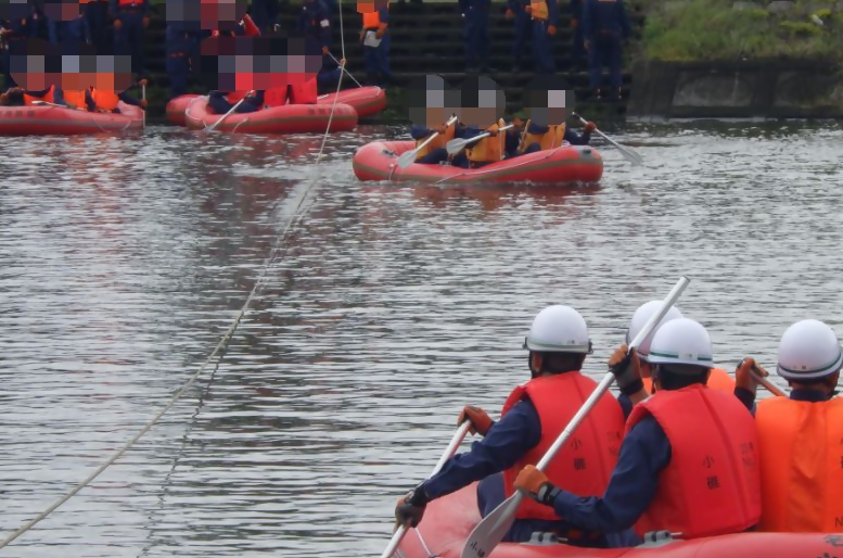 水難救助訓練の写真