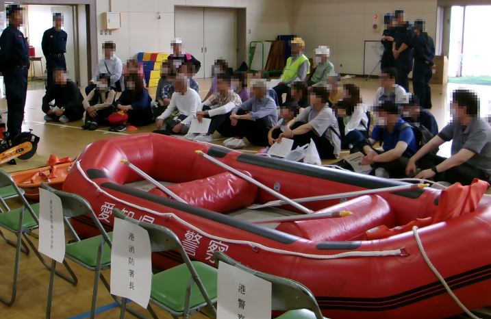 災害現場で活躍する資機材紹介の写真