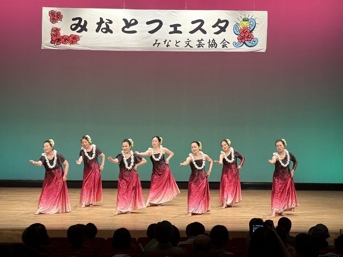 写真:Halau Hula'O Ka Lei Nani1