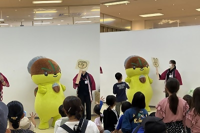 じゃんけん大会に参加するモリスちゃんの写真