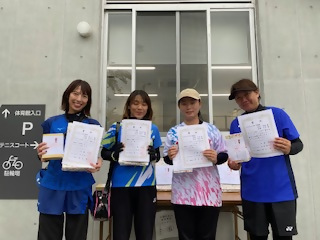 「壮年女子の部」入賞者の写真