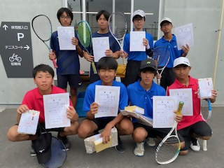 「中学男子の部」入賞者の写真