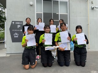 「中学女子の部」入賞者の写真