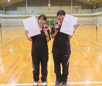 写真:女子優勝組