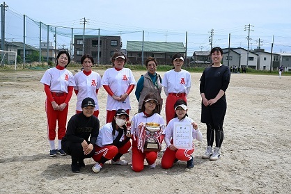 写真:女子の部優勝チーム