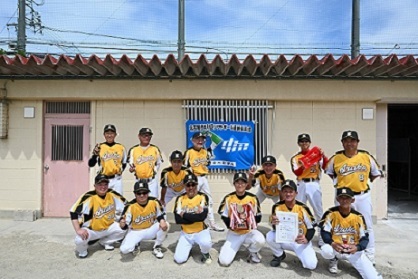 写真:シニアの部優勝チーム