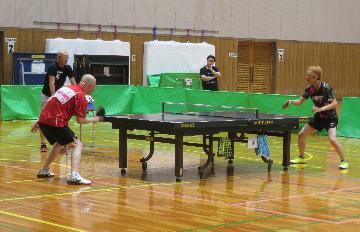 写真:卓球大会の様子(男子)