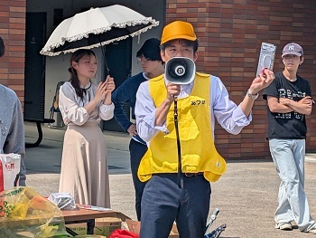 写真：自転車盗難防止ツーロックの日啓発