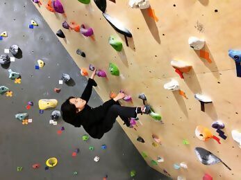写真：夏休み小学生スポーツクライミングチャレンジのチラシ