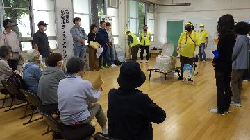 写真:水害時のトイレに関するワークショップ