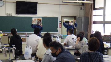 写真:健康管理に関する講話