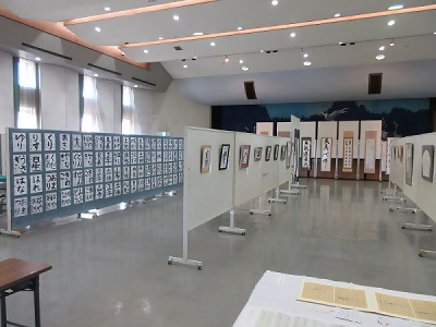 写真：書道展の様子