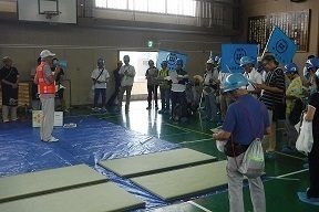 写真：避難所体験