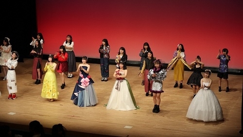 写真：ファッションショーの様子