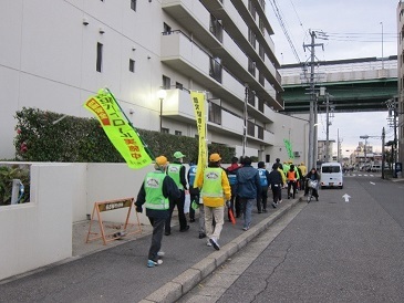 写真:放火防止パトロールの様子です。