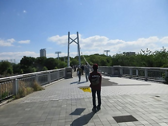 写真：道案内をしてくださったスポーツ推進委員さん