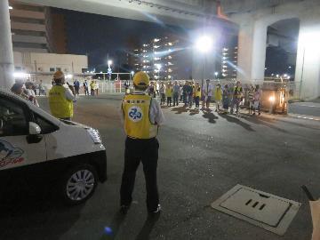 防犯パトロールの様子の写真