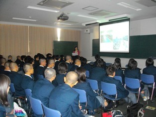 新入学生徒向けの講習会の写真