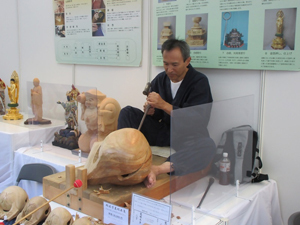 写真:製作実演の様子1