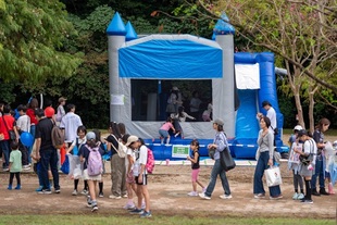 ふわふわ遊具の画像