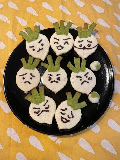 ショウちゃんの形をしたクッキーの写真