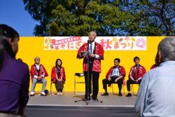 写真:ステージの様子1