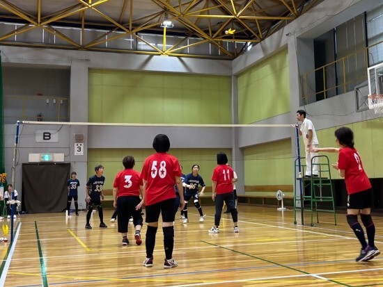 写真:女子の部の試合の様子