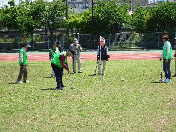 写真:第34回瑞穂区グラウンド・ゴルフ大会の様子1