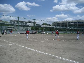 写真:第2回瑞穂区ソフトボール交歓大会(男子の部)の様子1