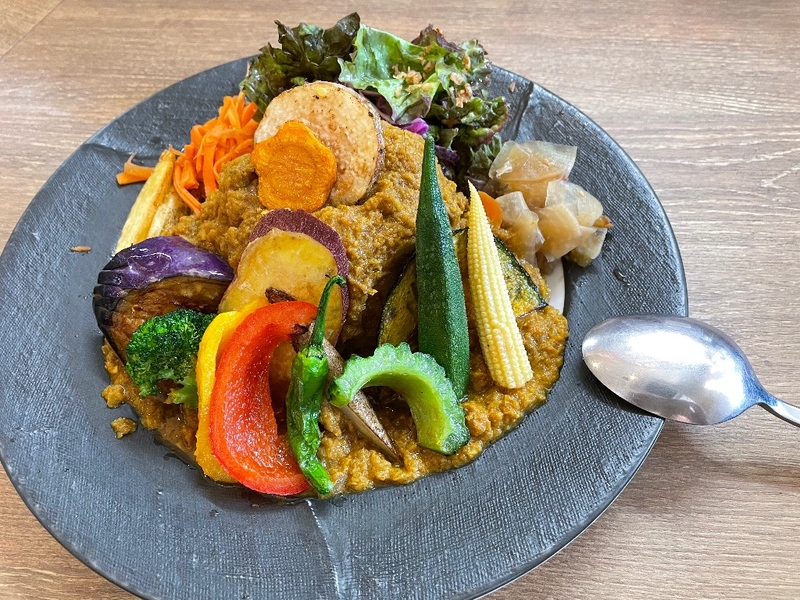 STARRCURRY AND CAFEの「ベジカレープレート」の画像