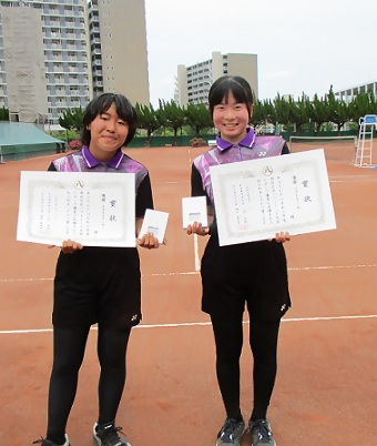 写真:中学生女子の部