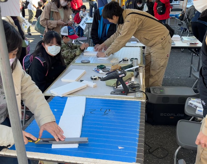 写真：畳まくら作り