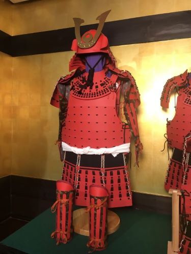 写真:プラスチック甲冑