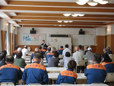 写真:本部委員向けの講習の様子