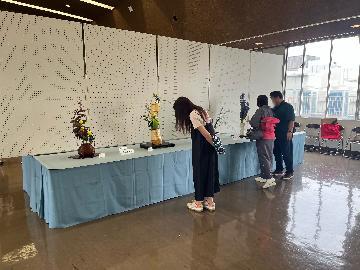 写真：いけばな展の様子