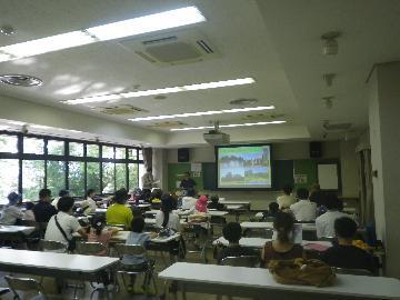写真：講義の様子