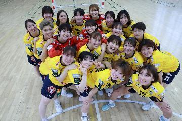 HC名古屋の選手集合写真