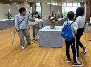 写真：会場中央の様子の画像